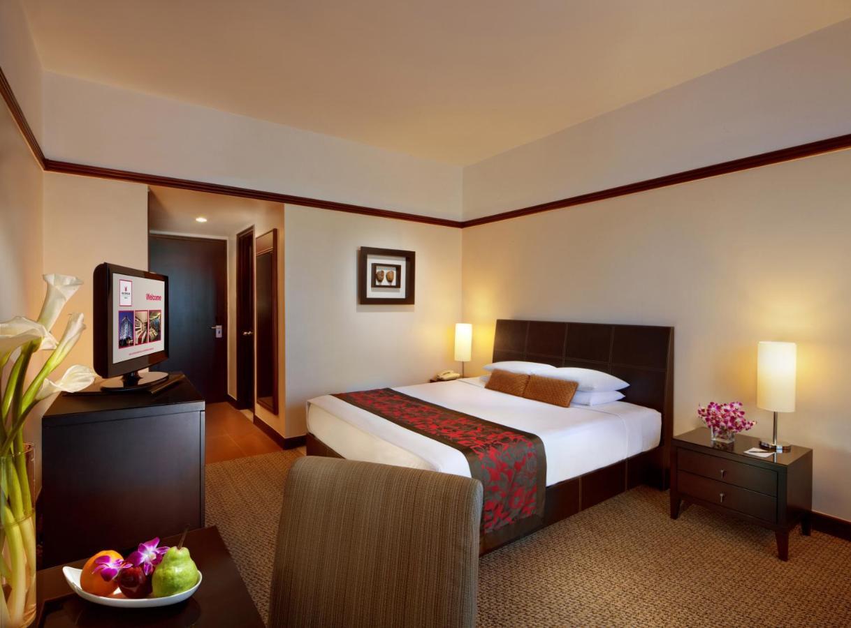 Millennium Hotel Sirih Yakarta Exterior foto